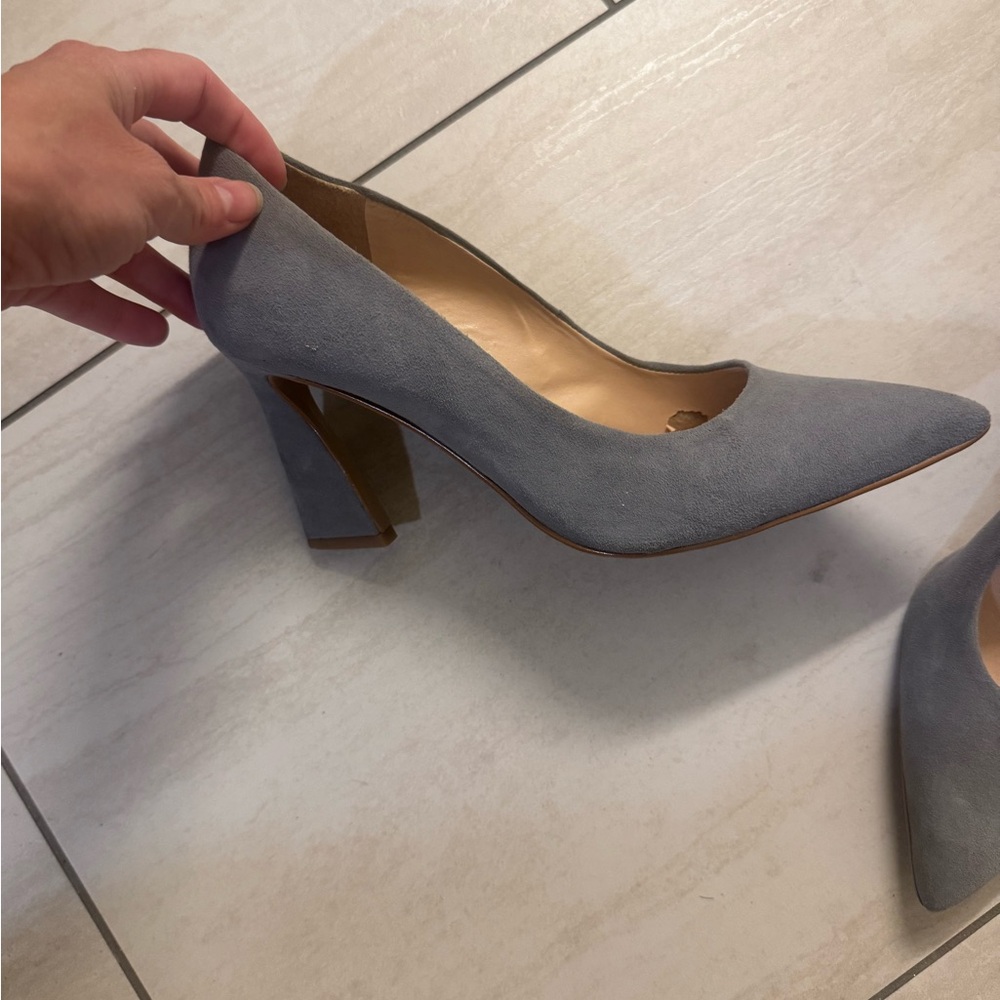 Vince Camuto Light Gray Suede Pointed-Toe Pumps - Picture 3 of 3